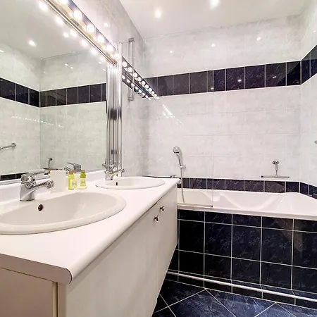 Apartament Nestor&jeeves - Frenchy - Hyper Center, Closer Sea And Place Massena *