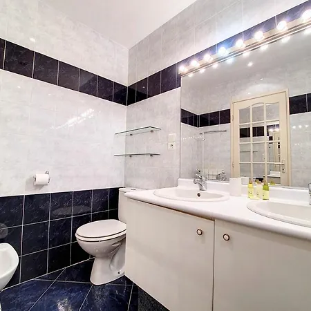 Nestor&jeeves - Frenchy - Hyper Center, Closer Sea And Place Massena Apartment *